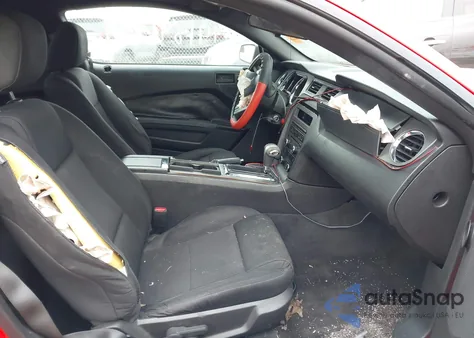 2011 Ford Mustang V6 z USA, uszkodzony, nr VIN 1ZVBP8AM5B5143467